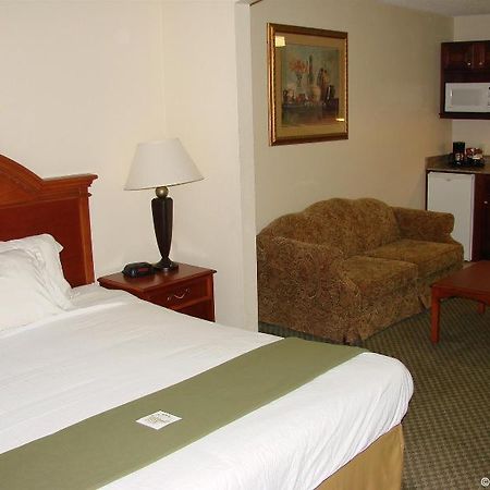 Holiday Inn Express Hotel & Suites Elkhart-South Exterior foto
